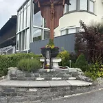Bergapart Goetschl 아파트 *