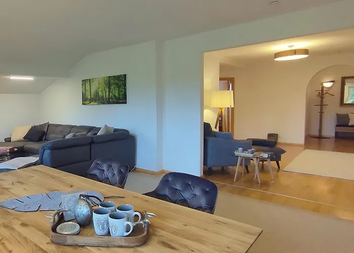 Bergapart Goetschl * Rettenschöss