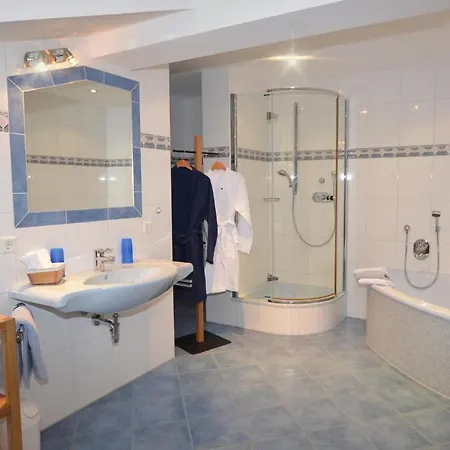 Bergapart Götschl *